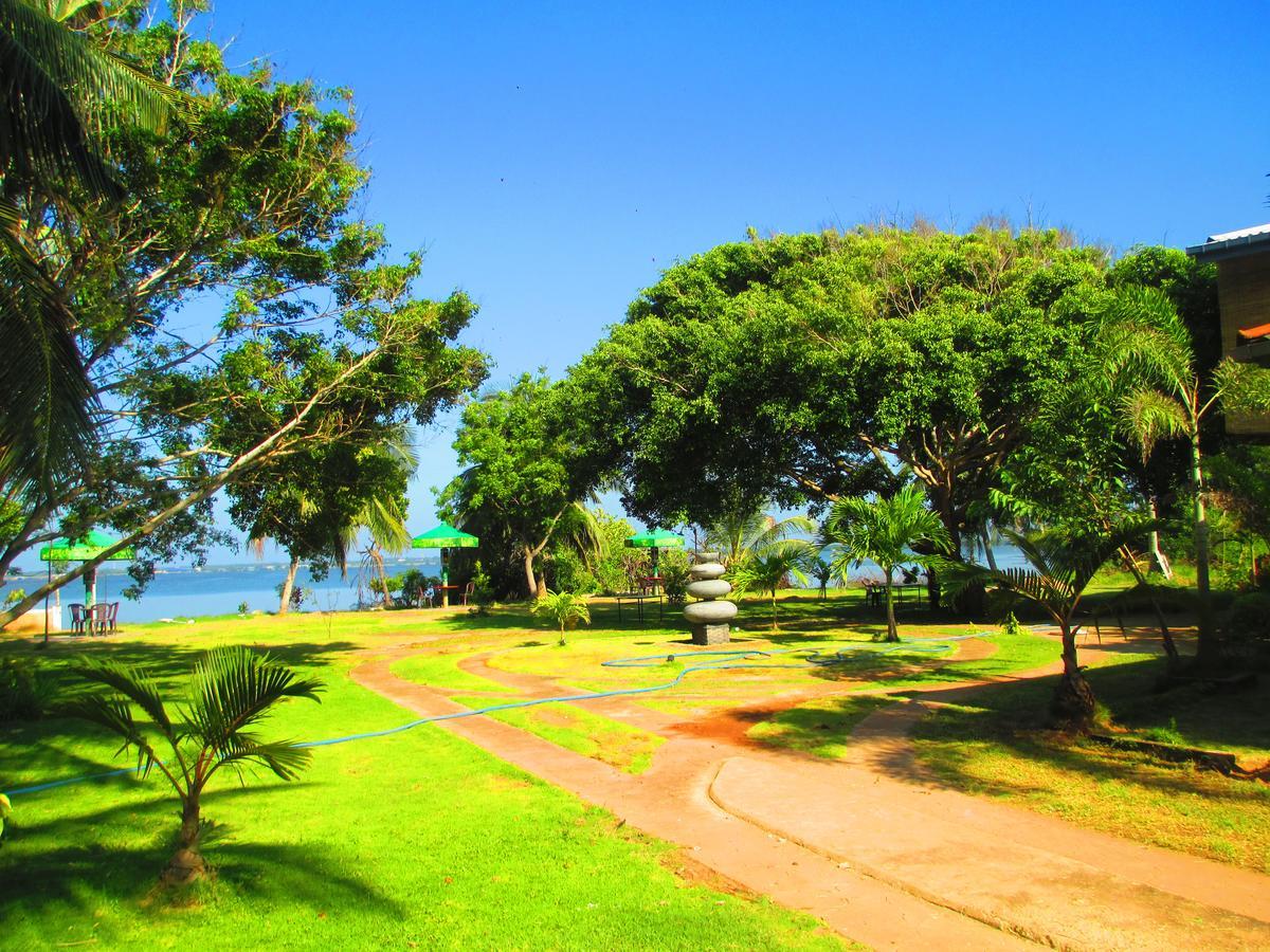 Nico Lagoon Hotel Negombo Bagian luar foto