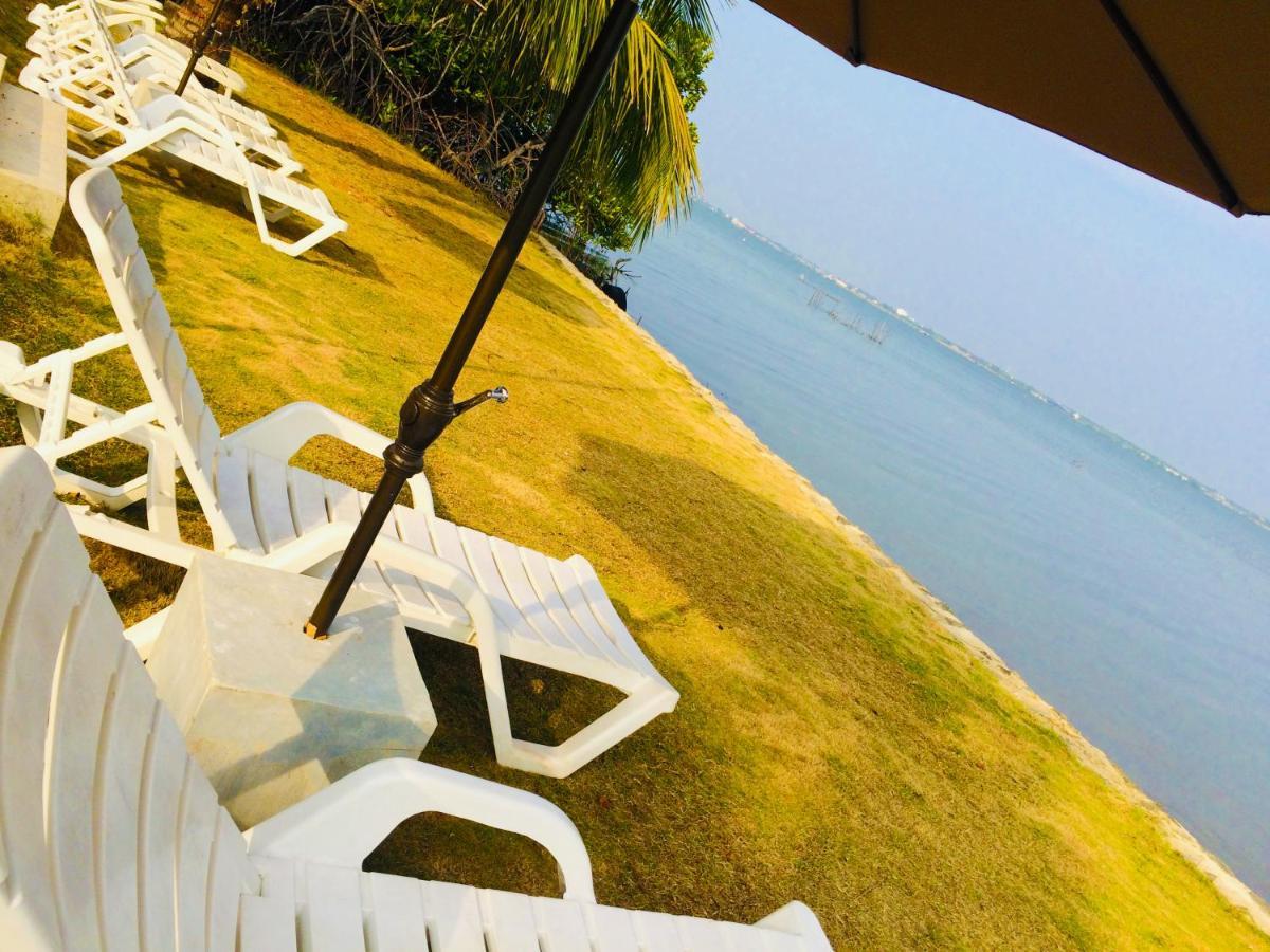Nico Lagoon Hotel Negombo Bagian luar foto